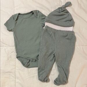 Chick Pea Sage Green 3 Piece Set